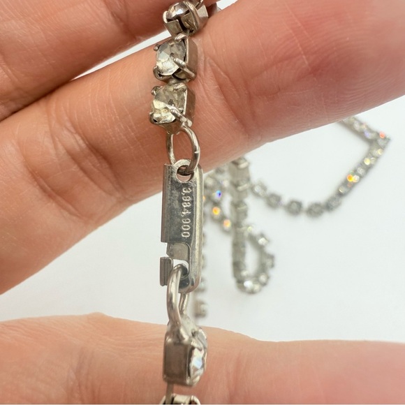 Vintage Silver Tone Rhinestones Prong V Shaped Art Deco Necklace - Picture 7 of 9